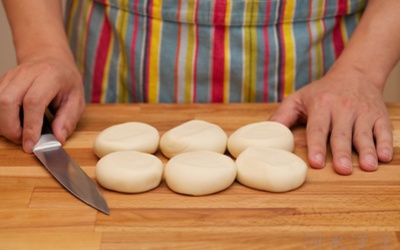香菇白菜肉丝烩饼的做法和步骤第6张图