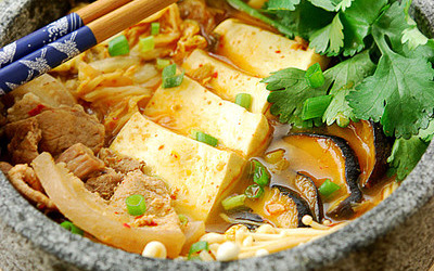 韩式泡菜汤的做法和步骤第1张图