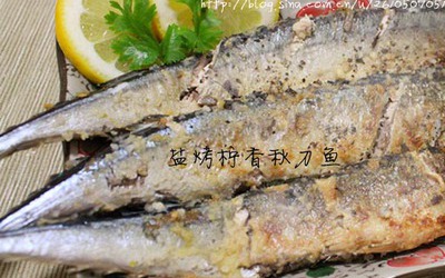 盐烤柠香秋刀鱼的做法和步骤(图4)