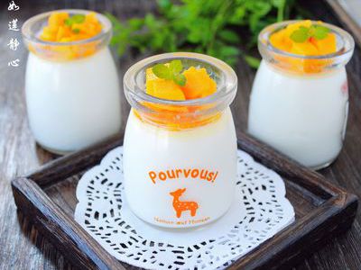润滑芒果酸奶
