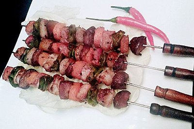 烤蔬菜肉串