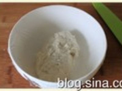 私房秘籍:培根土豆泥小餐包的做法和步骤(图4)