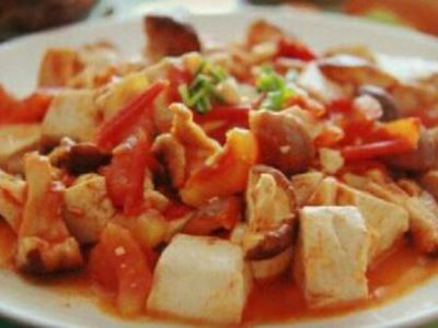 西红柿豆腐烩蘑菇