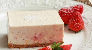 草莓冻乳酪蛋糕