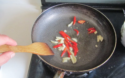 清炒红菜薹的做法和步骤第5张图