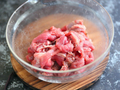 粉蒸牛肉的做法和步骤(图5)