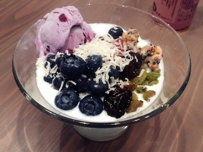 蓝莓冰激淋干酪酸奶
