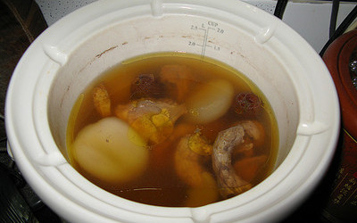 海底椰响螺肉煲鸡汤的做法和步骤第8张图