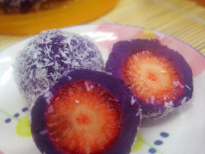 莓芯紫薯球