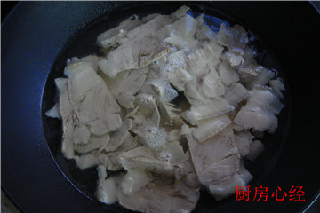 大葱回锅肉的做法和步骤第6张图