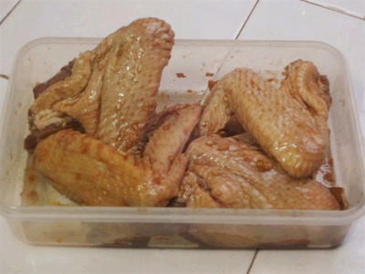烤蒜香骨和鸡翅膀的做法和步骤(图6)