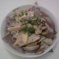 冬笋香菇炒肉片