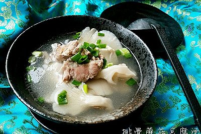 排骨蘑菇豆腐汤