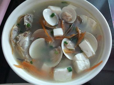 小黄鱼贝壳豆腐汤