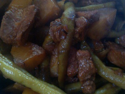 红烧肉炖芸豆土豆