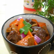 萝卜腐竹炖牛肉