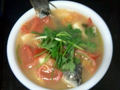 西红柿鲫鱼豆腐汤