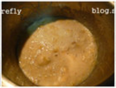 肉桂酥顶蕉香马芬蛋糕的做法和步骤(图2)