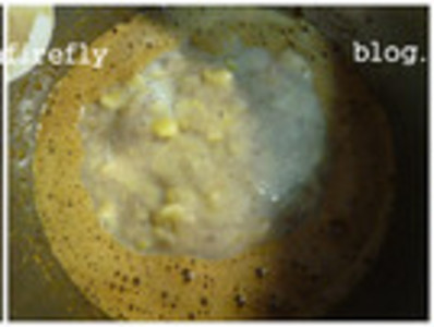 肉桂酥顶蕉香马芬蛋糕的做法和步骤(图3)