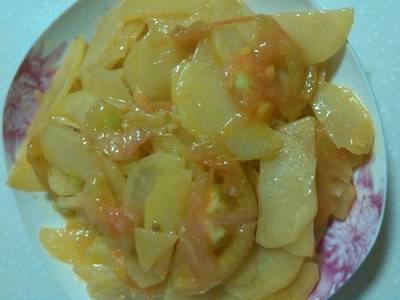 青柿子炒土豆片