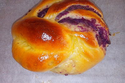 紫薯翻花面包