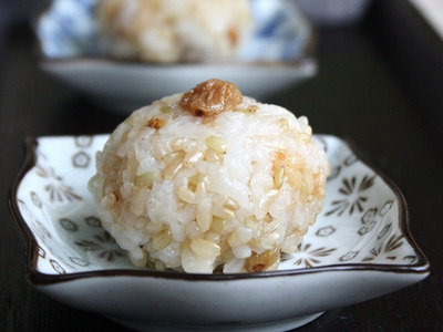 糙米甜饭团